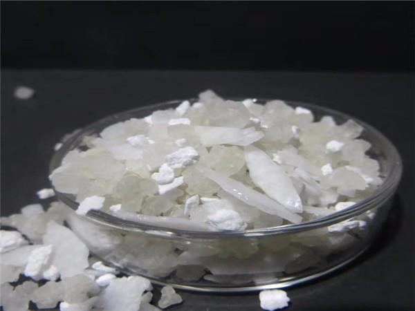 融雪劑廠家產品如何減少對汽車的損害